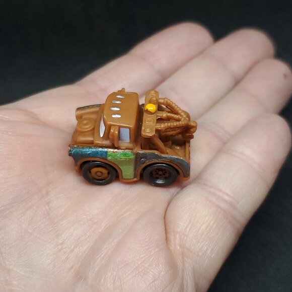 Collection of 3 Disney/Pixar CARS - Raoul, Sarge and Tow Mater Micro Car. Mattel - Picture 6 of 12